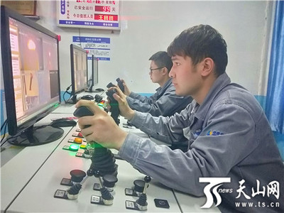 投用機器人 新疆成為全國電石行業(yè)領(lǐng)跑者